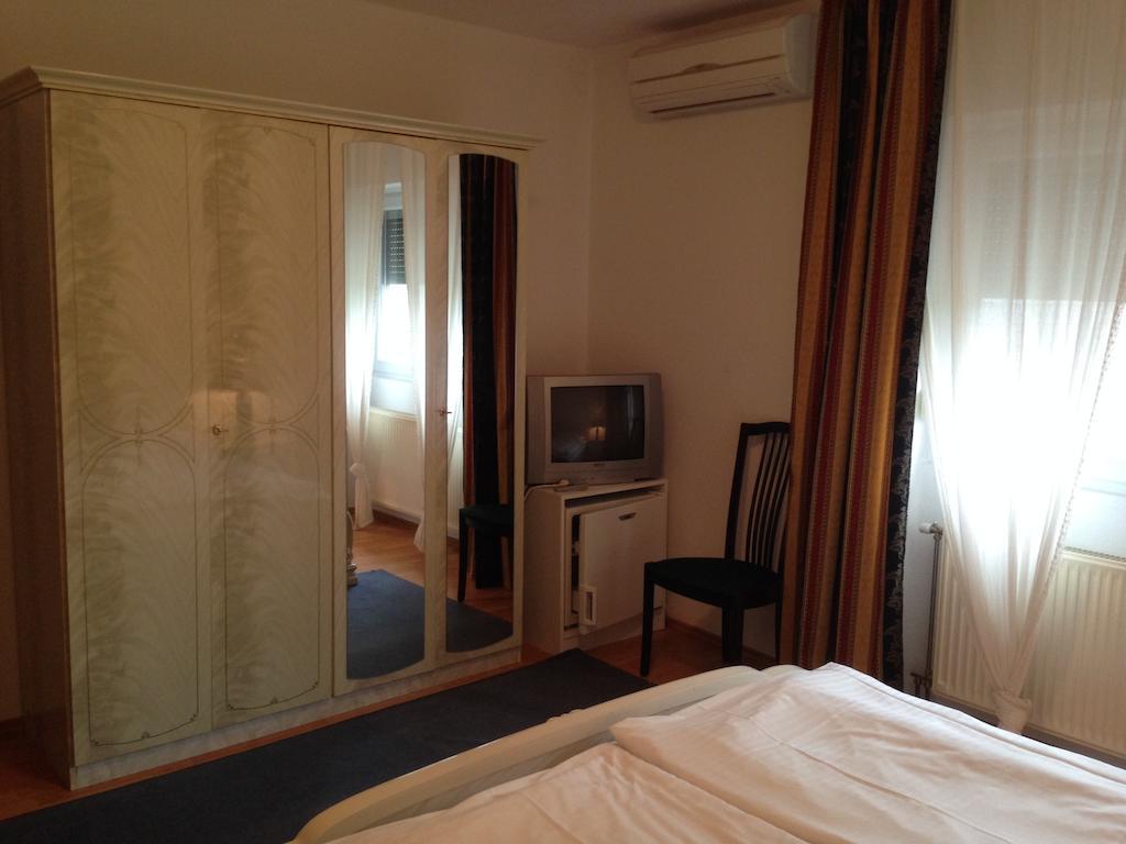 Juhász Fogadó Fonyód Habitación foto